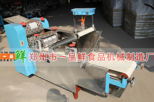 燴面機(jī)HMj-1型實(shí)景 燴面機(jī)HMj-1型實(shí)景